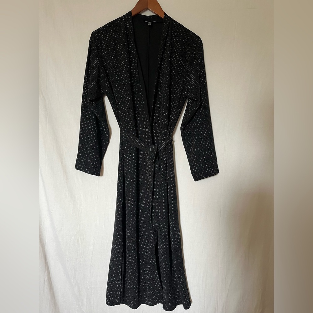 Preowned Eileen Fisher Wrap Midi Dress- Black &White Speckled Design w.Belt -PM